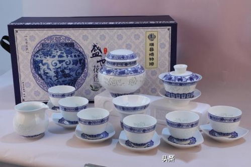 賡續(xù)紅色血脈 創(chuàng)意點(diǎn)亮未來(lái)——全區(qū)博物館紅色文化暨特色文創(chuàng)產(chǎn)品展的文藝創(chuàng)作探索